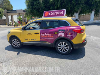 Taksi Üzerine Reklam